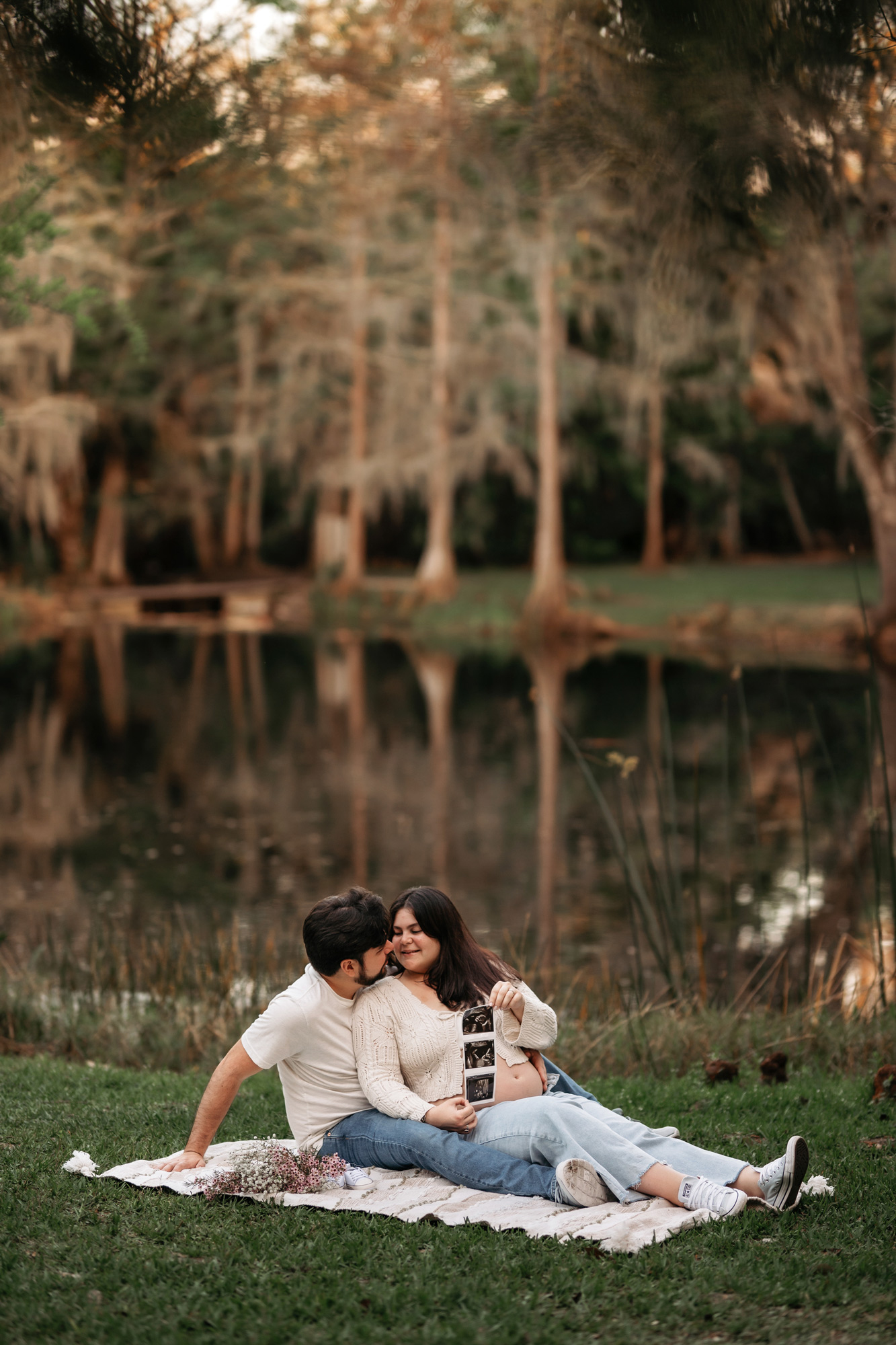 Maternity photo session near Winter Garden, Florida with soft natural light
