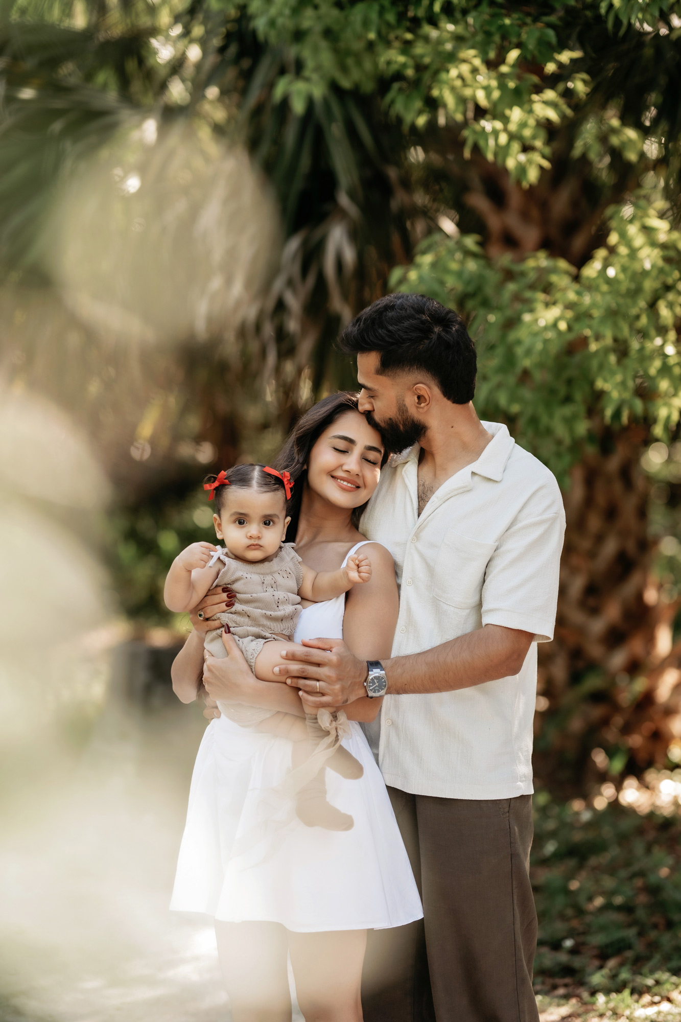 Central Florida family photography session with natural outdoor portraits