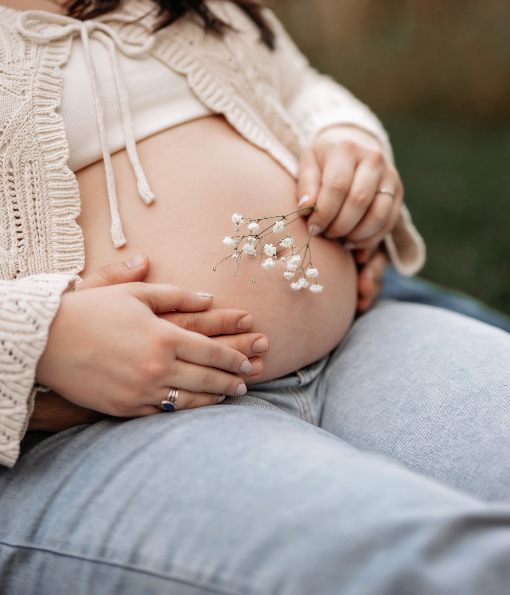 Maternity photography session near Windermere, Florida